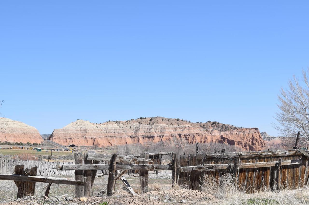 Log Cottages At Bryce Canyon #2 Cannonville Εξωτερικό φωτογραφία