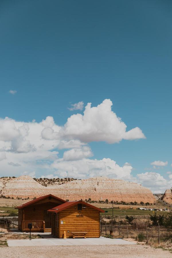 Log Cottages At Bryce Canyon #2 Cannonville Εξωτερικό φωτογραφία